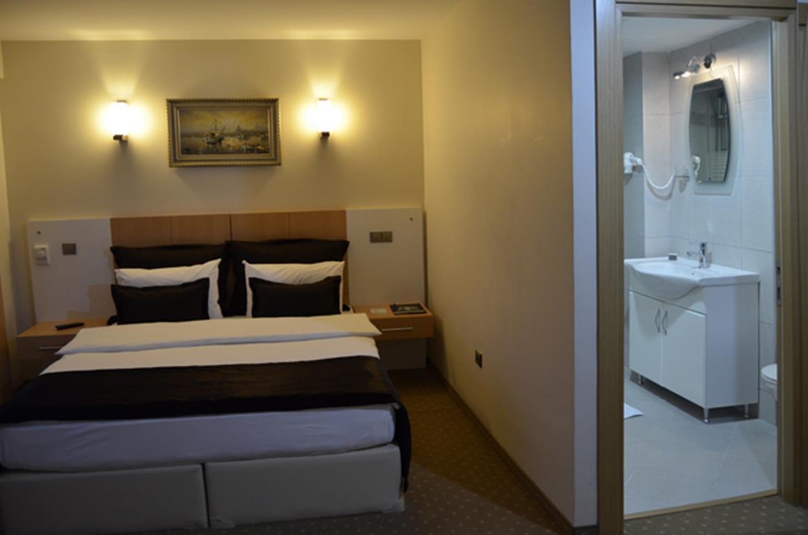 Life Port Hotel Istanbul Sekerpinari Bagian luar foto